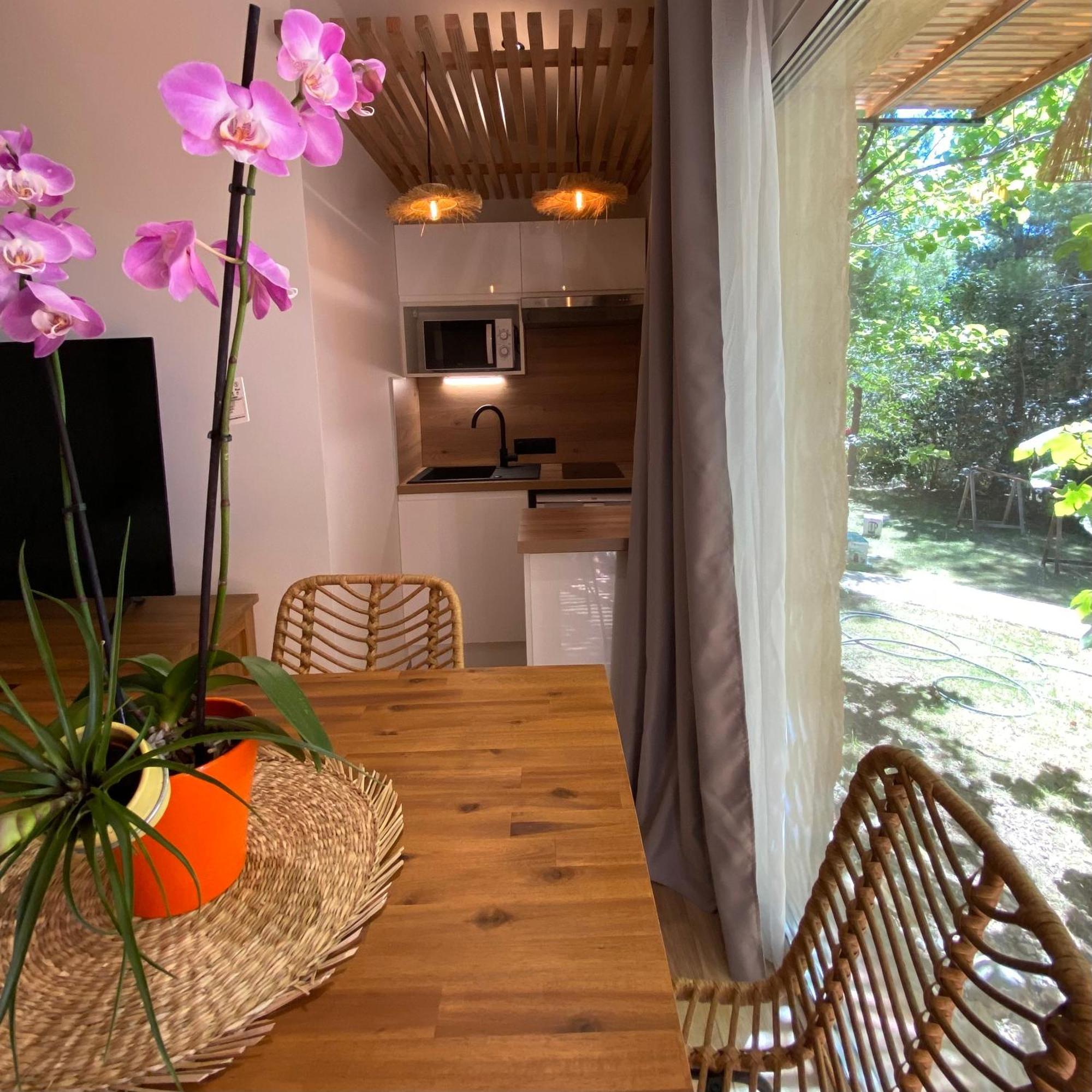 Les Jardins De L'Oustal Villa Narbonne Phòng bức ảnh